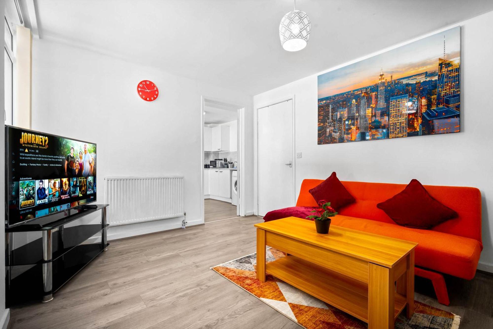 Luxury New House With Free Parking Apartment Birmingham Exterior photo